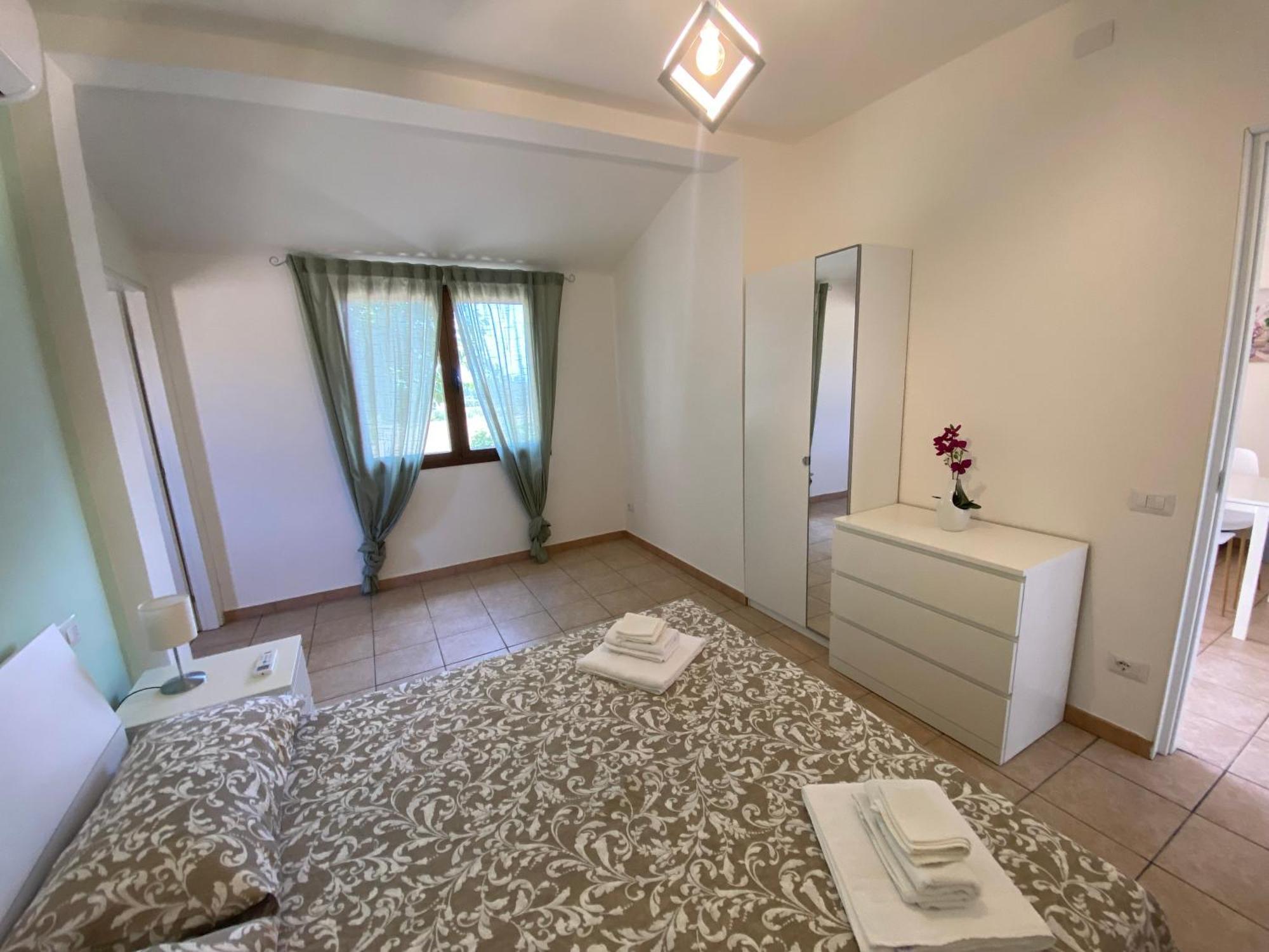 Ferienwohnung La Collina: L'Alba Castiadas Exterior foto